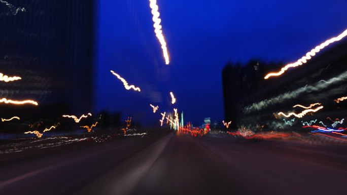 城市夜景行车记录仪第一视角速度与激情