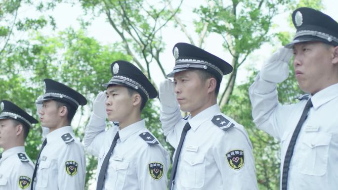 保安敬礼物业宣传