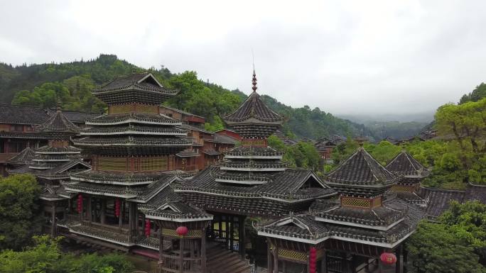 肇兴风雨桥寨门近景视频