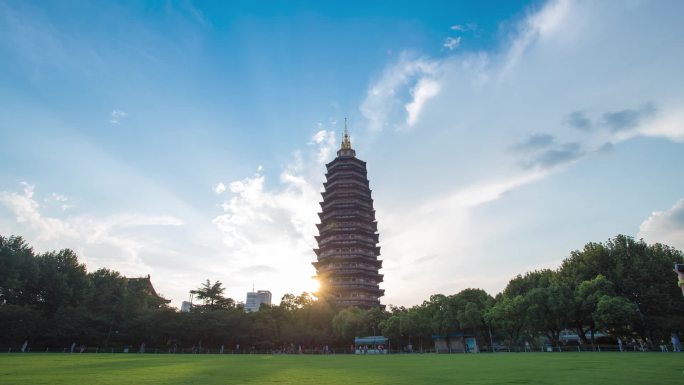 常州地标天宁寺天宁宝塔日落延时