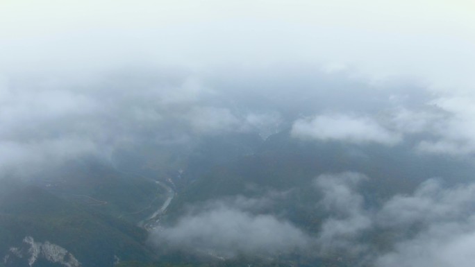 昭通威信水大气穿云航拍大好河山4K