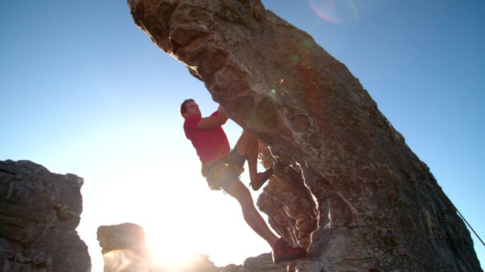 攀岩爬山登山攀登勇往直前励志视频素材攀爬