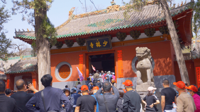 4K五一假期少林寺旅游人群-嵩山少林寺