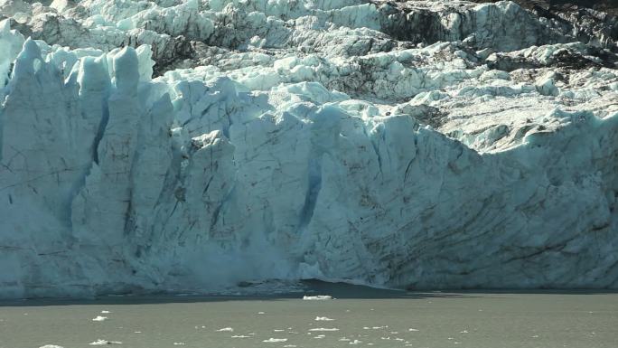 巨大的冰川
