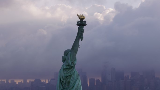 自由女神像4K航拍美国象征铜像雕塑
