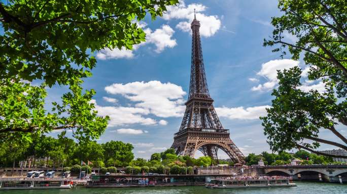 巴黎埃菲尔铁塔巴黎地标景点景区旅行巴黎旅
