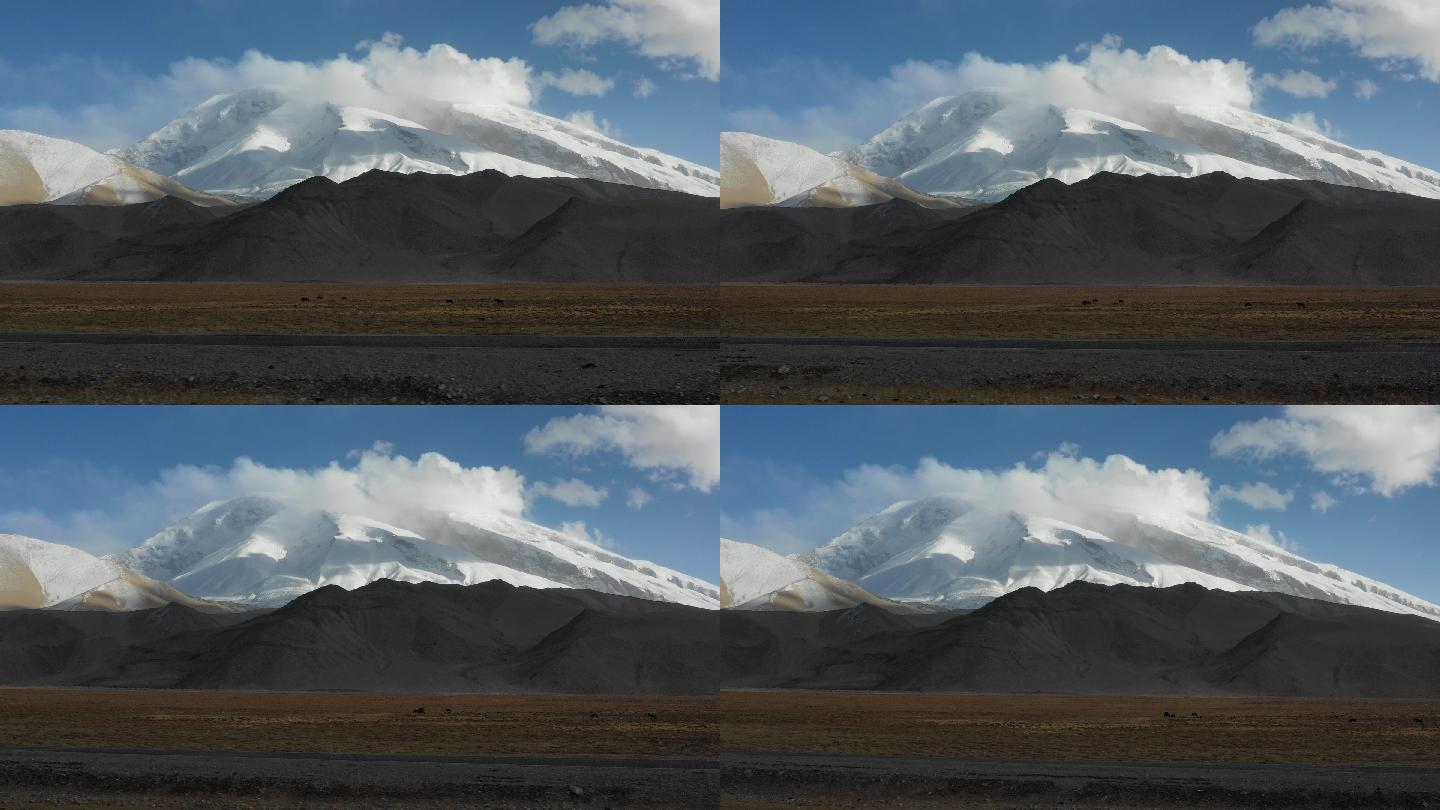 新疆慕士塔格平移拍摄雪山