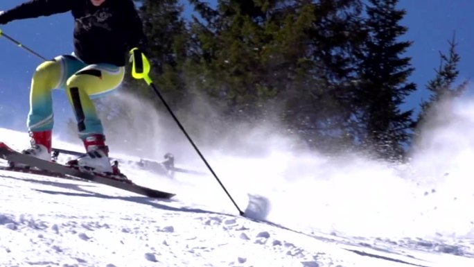 滑雪运动员练习滑雪运动极限运动贵族运动冬