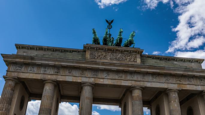 柏林的勃兰登堡门欧洲历史热吻德国风光旅游