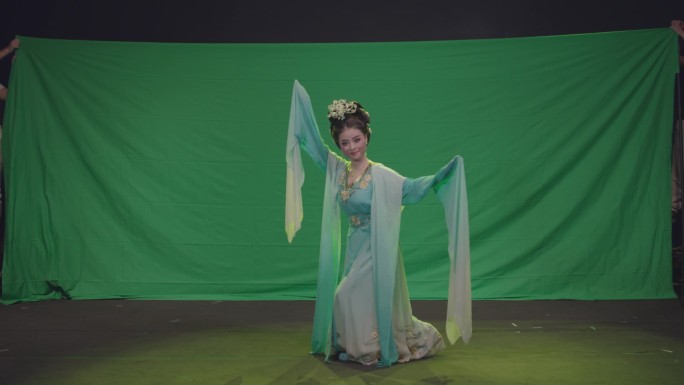 中国风古装美女模特黄梅戏绿布抠像1