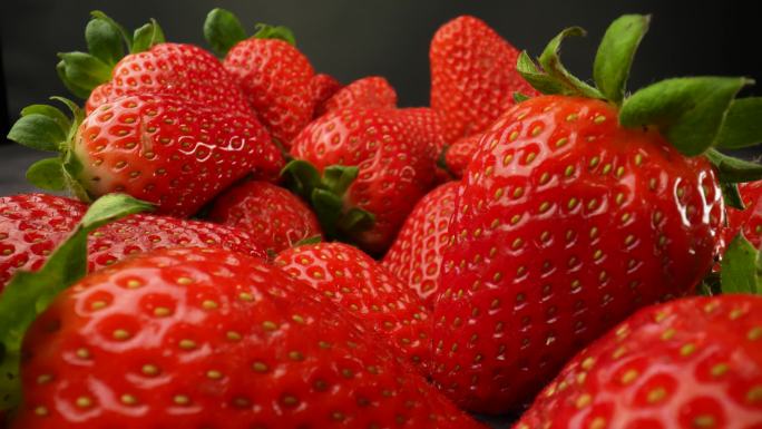 4K多汁草莓穿梭营养健康小清新美食