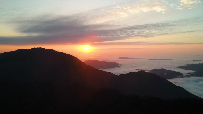 日出云海山
