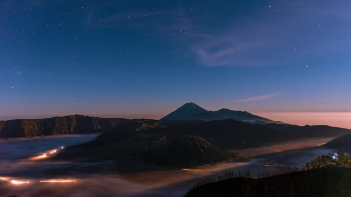 布罗莫火山