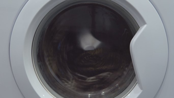洗衣机工作滚筒家电个人卫生