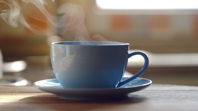热气腾腾的咖啡杯饮品热茶水汽热牛奶