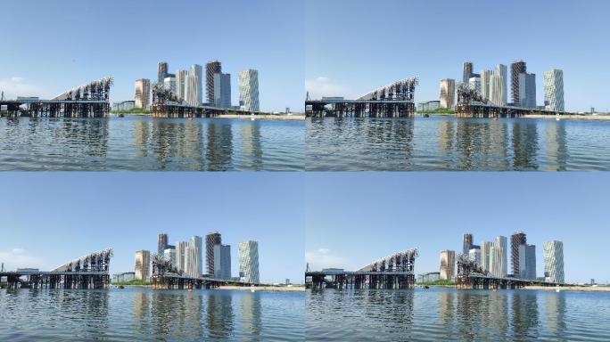 天津滨海新区海河上安阳桥景色