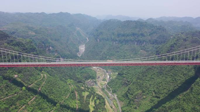 湘西矮寨大桥——建筑奇观