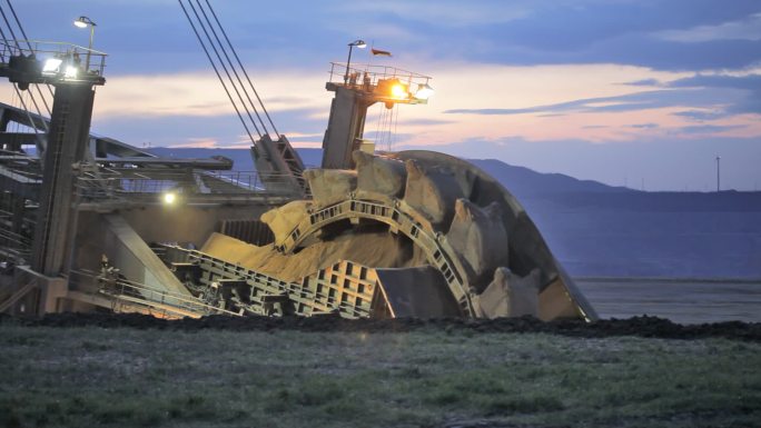 斗轮挖掘机加工生产制造施工开采矿业