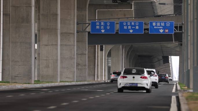 高架桥行车桥下道路马路车流4k