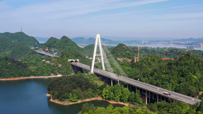 4K航拍贵州红枫湖大桥桥梁