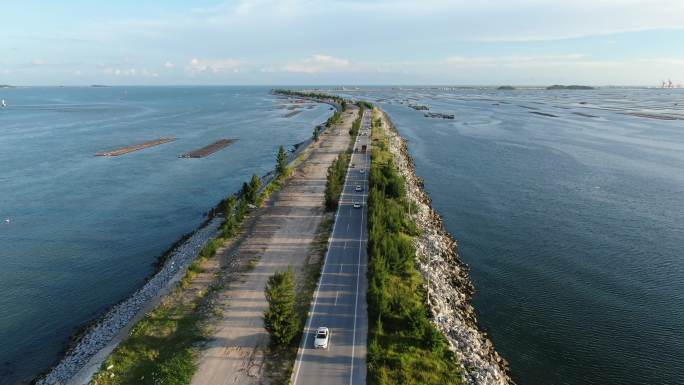 航拍大美广西钦州海上公路