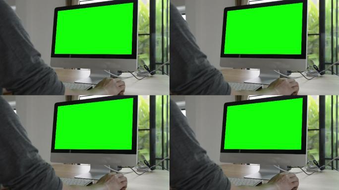 使用绿屏电脑苹果液晶画面可替换设计师办公