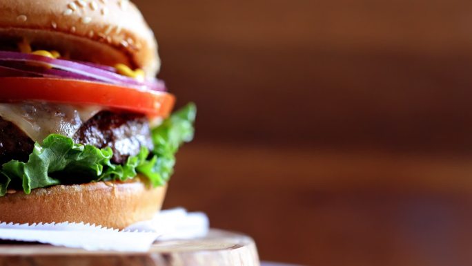 汉堡旋转美食高热量卡路里减肥增肥