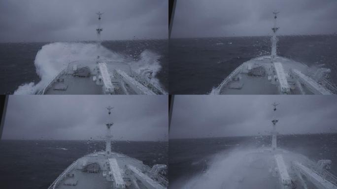在狂风暴雨的海上船头游轮轮船
