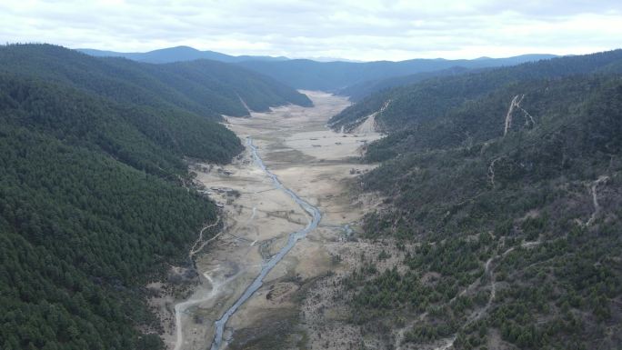 藏区高山高原峡谷河流航拍