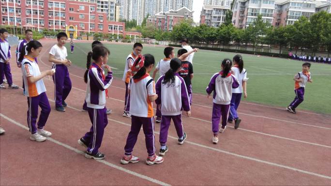 小学校-体育活动