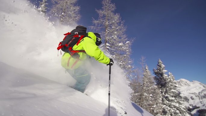 自由式滑雪宣传片视频雪山教练