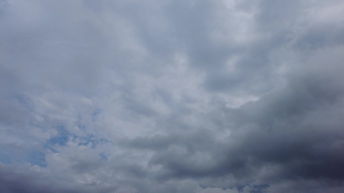 阴雨天气阴天气象低低的乌云彤云密布