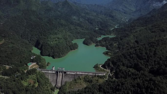 乌江流域小型水库大坝青山绿水水力发电