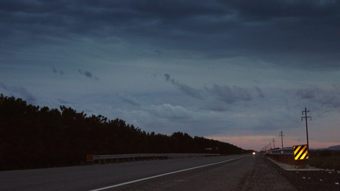 乡村公路夜路国道夜晚