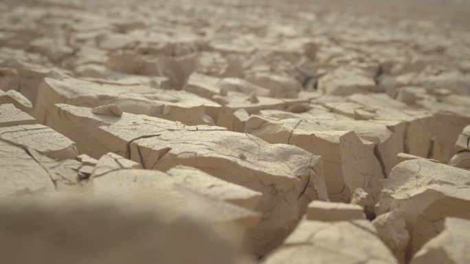 岩石地形特写干裂旱灾大地抗旱旱情干枯皲裂