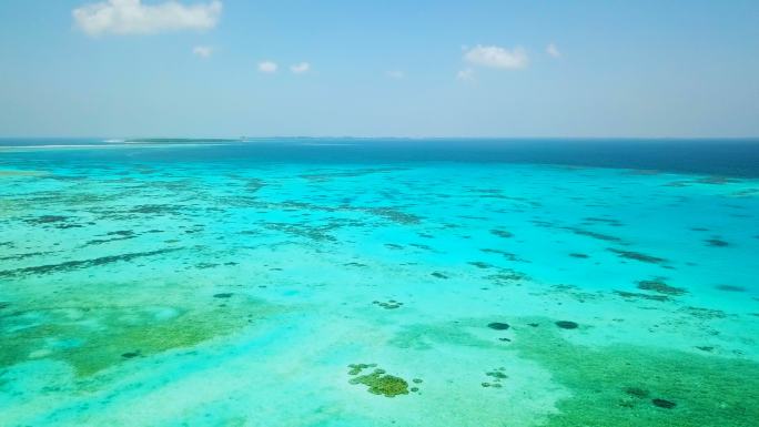 马尔代夫卡纳里夫度假村鸟瞰图，