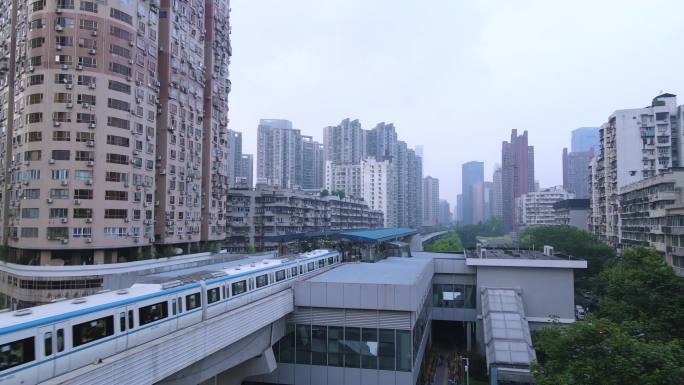 航拍武汉城市轻轨地铁进站
