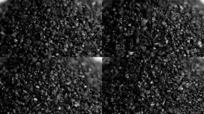 沙子倾泻而出材料堆下降