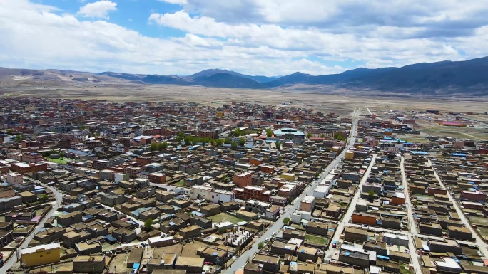 4K航拍中国千户藏寨世界第一高城风景区