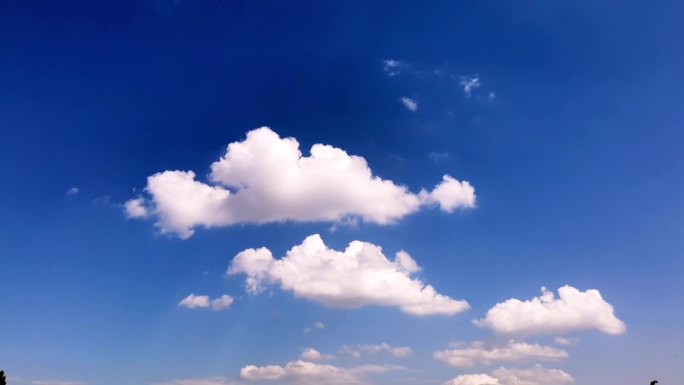 夕阳蓝天延时摄影