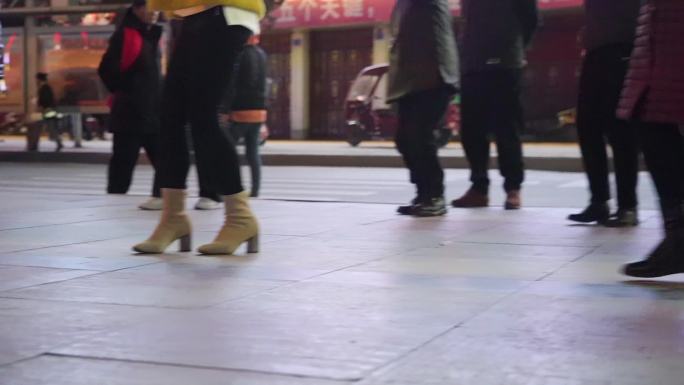升格藏族人民夜晚广场舞