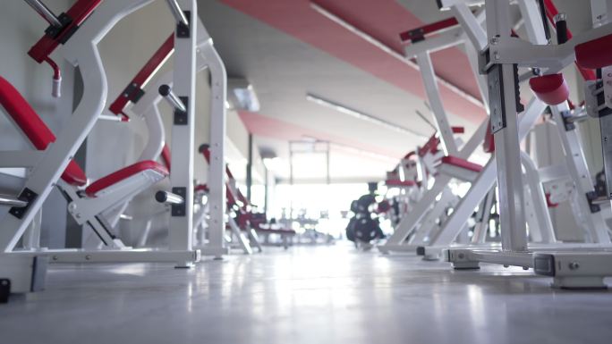 在Covid-19时空空荡荡的体育馆