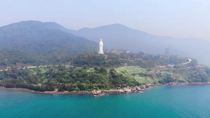 山茶半岛山腰上的佛滩灵应寺观音菩萨雕像航