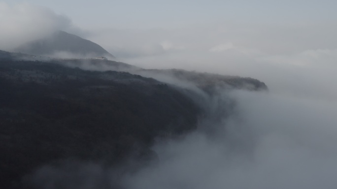 较顶山4k云瀑