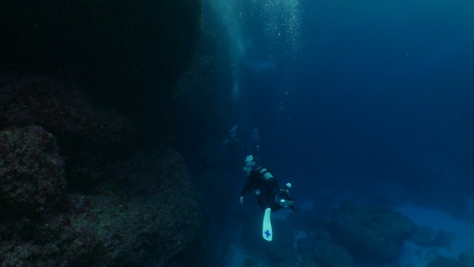 海底暗礁潜水三亚潜水游泳海南海岛