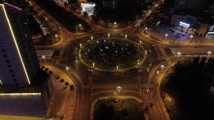 航拍威海环翠区道路夜景