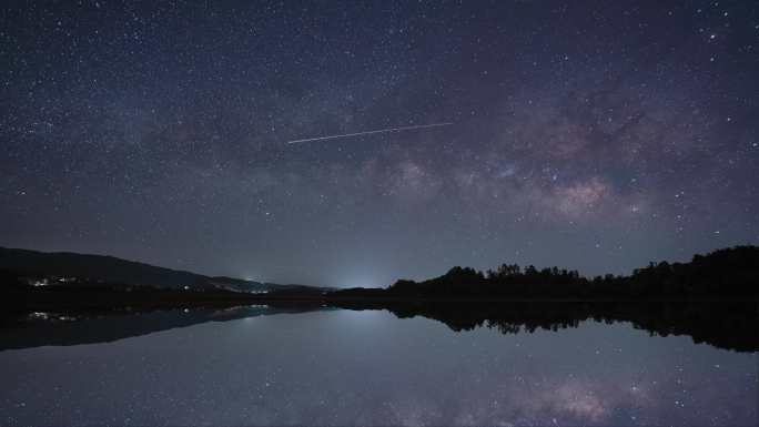 8K湖面夜景银河延时