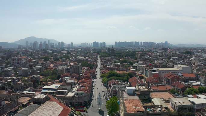 泉州开元寺西街东西塔钟楼航拍市区大景