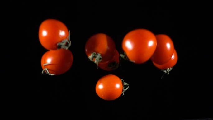 落下的西红柿