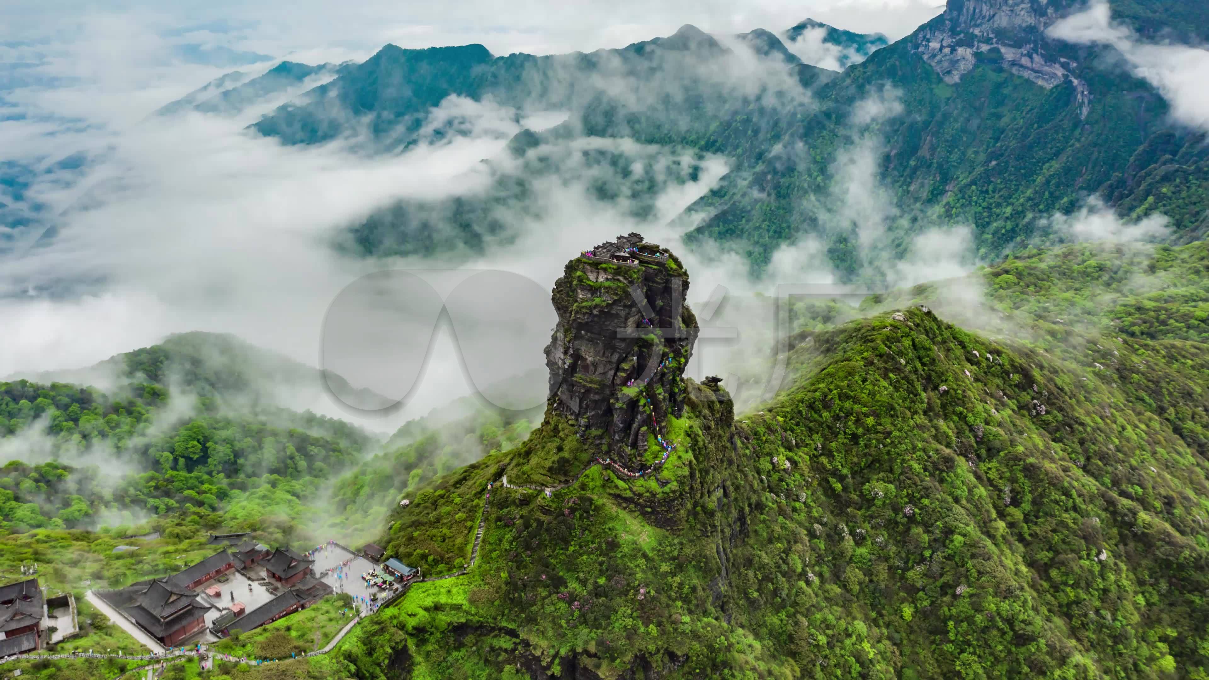 4K航拍贵州梵净山红云金顶晴朗气候美景_3840X2160_高清视频素材下载(编号:5847100)_实拍视频_光厂(VJ师网) www.vjshi.com